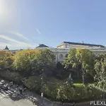 Flexliving - Private Bedroom - Monge