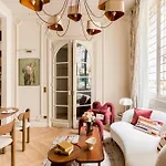 Merveil - Signature Suite-Champs Elysees- Marignan
