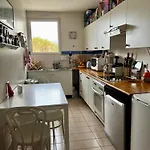 Chambre Calme Et Lumineuse En Plein Coeur De Paris