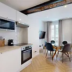 200 Suite Ddj - Superbe Appartement A Paris