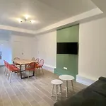 Spacious Flat Near Grands Boulevards 6P