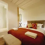 Happy Stay Paris - Suite Hotel De Ville Le Marais