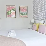Appartement Charmant Et Colore Montparnasse - II