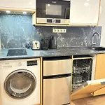 Elegant Apartment - 2Br-5P - Champs De Mars