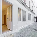 Lovely Apartment In Louvre