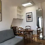 2 Pieces Sous Les Toits 6 Personnes Calme Lumineux Equipe