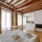 Invalides & Rue Cler - 1Br - Cityapartmentstay