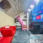 Urban Flat 193 - Barbie In Paris
