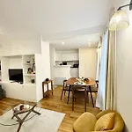 Lovely Flat, Center Of Paris