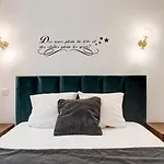 212 Suite Louboutin - Superb Apartment In Paris