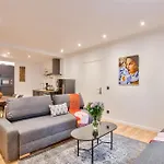 Urban Flat 104 - Opera Perfect Flat