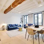 Pick A Flat\'S Apartment In Palais Royal - Rue De Richelieu