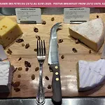Hotel Du Plat D\'Etain