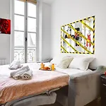 210-Suite Chanel