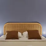New Apartment 2 Bedrooms Center Of Paris By Studio Prestige