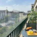 Unique Panoramic Flat Champs-Elysees