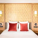 Merveil - Signature Suite - Opera - Rougemont III