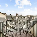240-Suite Elysée