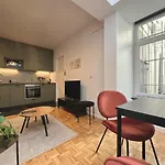 Lovely Apartment For 4