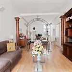 Guestready-Apt Pour 4, Lumineux Au Coeur De Paris