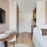 Bright And Modern Studio - 2P - Passy