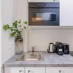 Charming Studio For 2 People - Mobility Lease