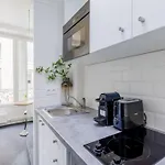 Charming Studio For 2 People - Mobility Lease