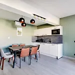 North Paris Suite