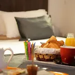 Hotel Du Marche Paris