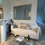 Appartement Au Coeur De Paris