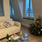 Appartement Au Coeur De Paris