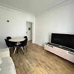 Le Voltaire Apartment - Paris Center