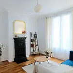 Le Pinky Bird - Paris 12