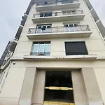 Studio Tour Eiffel Quai De Seine Paris