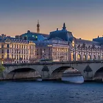 Authentic Flat Near Luxembourg Garden