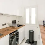 Bourd- Beyond Eiffel Tower Stylish Terrace Apartment