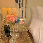 Luxury Apartment With A View Of The Eiffel Tower