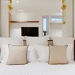 Maison Galante\'S Apartments With Services In La Madeleine - Opera