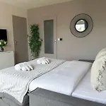 Brand-New Studio With Eiffel Tower View