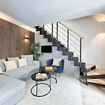 Stylish & Chic Duplex Near Eiffel Tower
