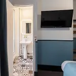 Lennon Hotel Paris