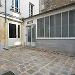 Large Studio With Modern Art Vibes Perfect For 3