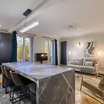 Magnificent Apartment - 3Br- 8P - Batignolles