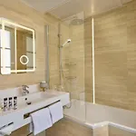Le Relais Saint Honore