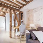 Louvre Duplex