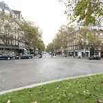 Pick A Flat - Champs Elysees / Niel Apartment