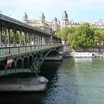 Seine Apartment