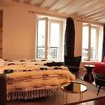 Marche Saint-Germain Apartment