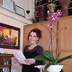Hotel Les Chansonniers