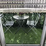 Apartment Avenue Des Champs-Elysees